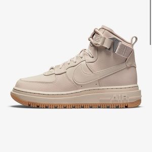 Womens NIKE Air Force 1 high utility 2.0. Womens Boot